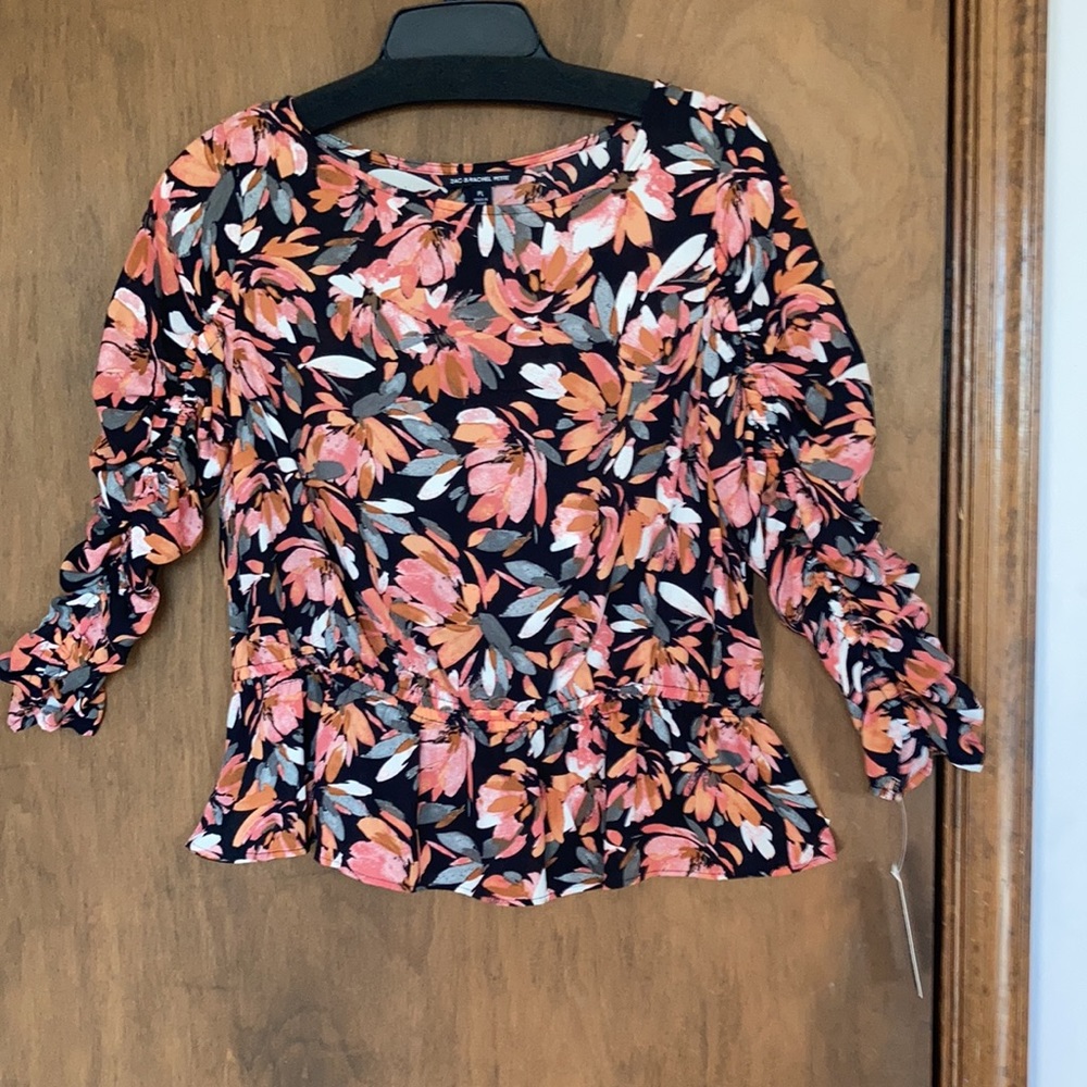 Zac & Rachel rouched sleeve floral top size PL